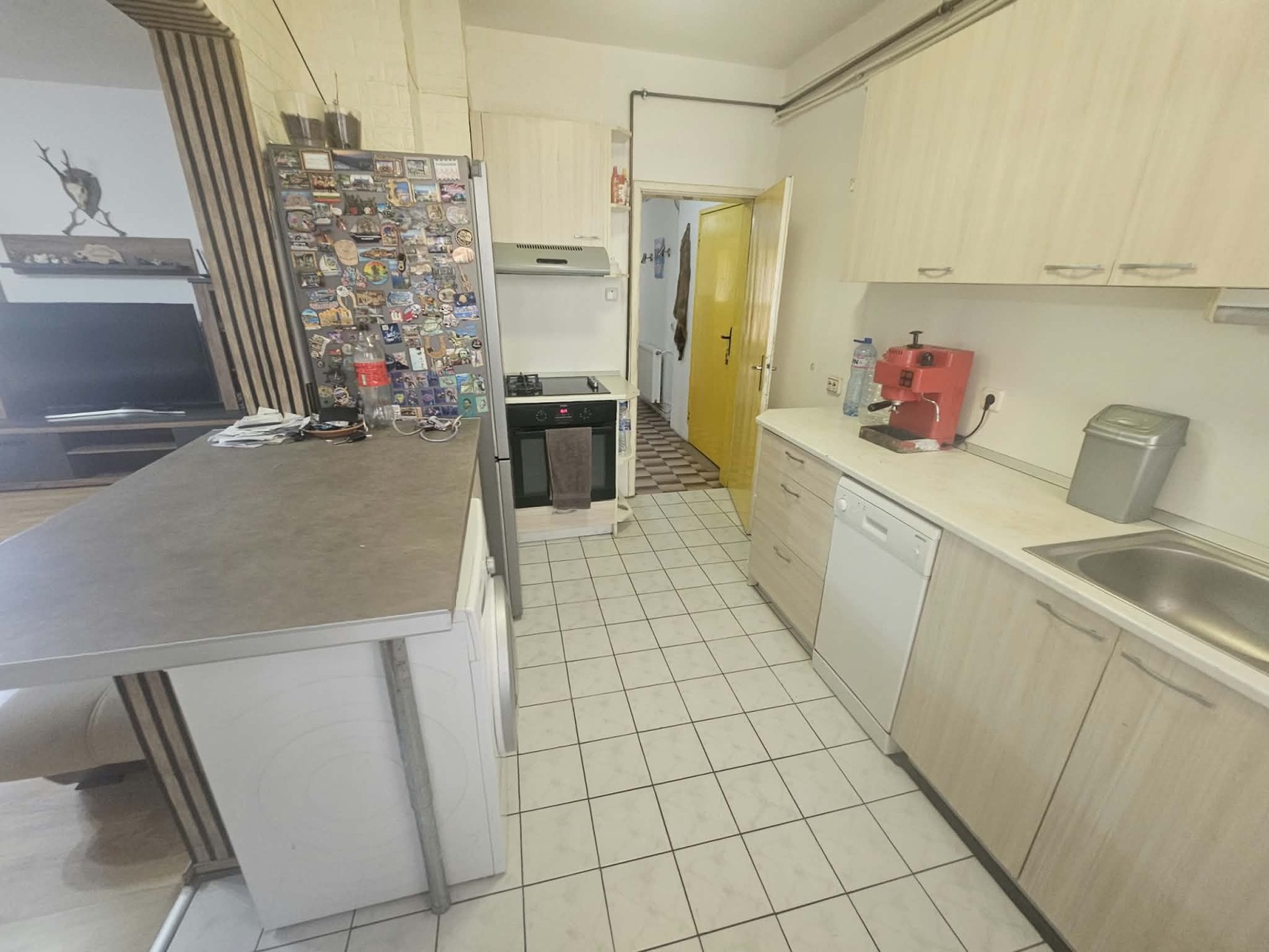 Продава ЕТАЖ ОТ КЪЩА, гр. Кърджали, Байкал, снимка 4 - Етаж от къща - 55745990