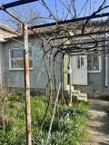Продава КЪЩА, област Добрич, с. Миладиновци • 60000 € / 117349.80 лв. • 95640310 2