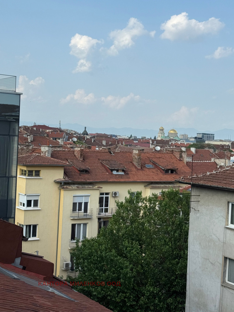 Продава  2-стаен град София , Център , 82 кв.м | 22024375 - изображение [3]
