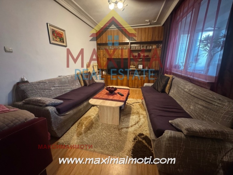 De vânzare  2 dormitoare Plovdiv , Ciuciuc Parij , 107 mp | 43516115 - imagine [3]