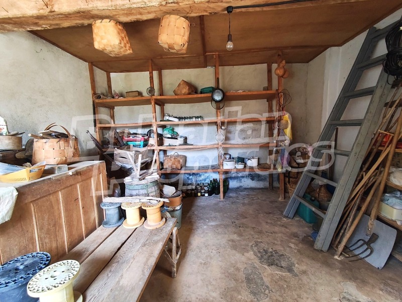 Продава КЪЩА, с. Голям извор, област Ловеч, снимка 15 - Къщи - 52605834