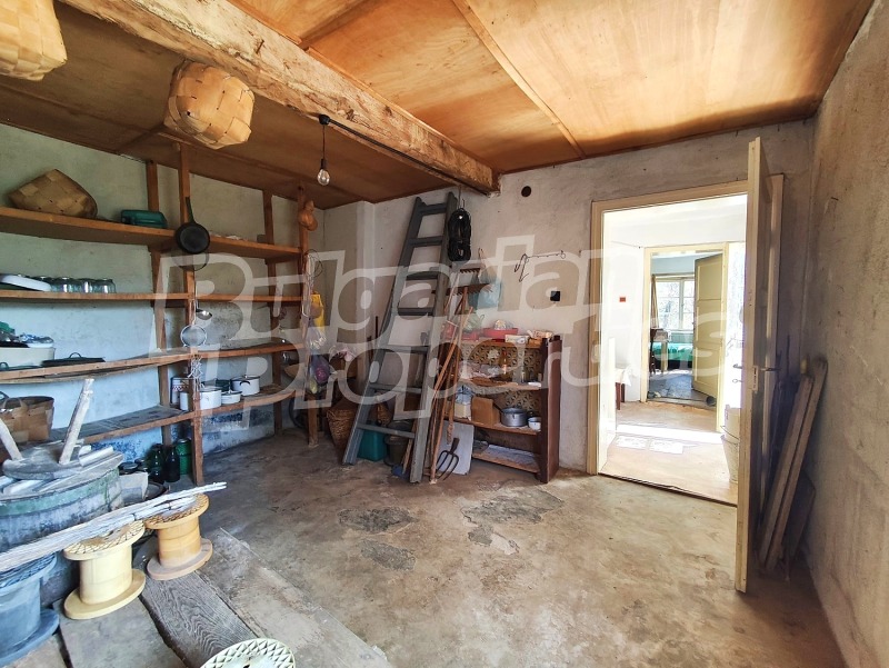 Продава КЪЩА, с. Голям извор, област Ловеч, снимка 16 - Къщи - 52605834