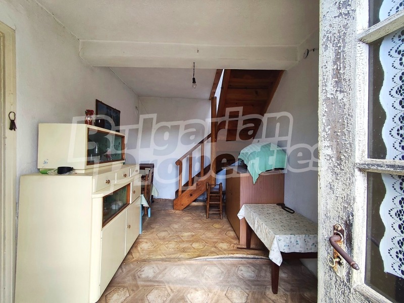 Продава КЪЩА, с. Голям извор, област Ловеч, снимка 8 - Къщи - 52605834