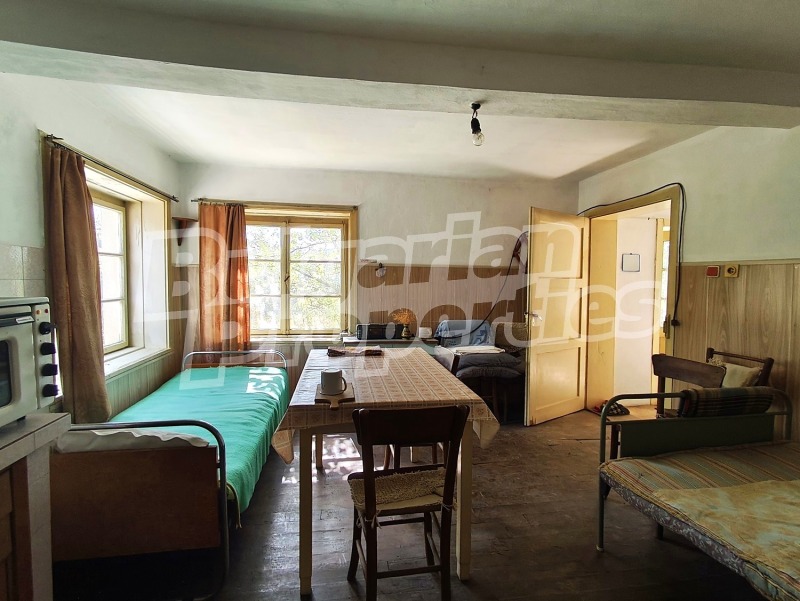 Продава КЪЩА, с. Голям извор, област Ловеч, снимка 13 - Къщи - 52605834