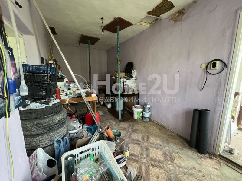 Продава КЪЩА, гр. Аксаково, област Варна, снимка 13 - Къщи - 52691836