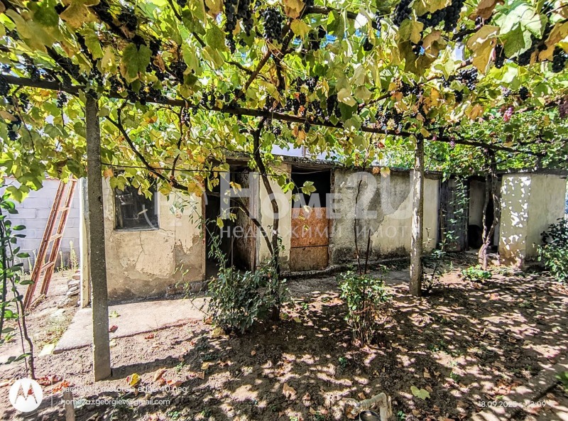 Продава КЪЩА, гр. Аксаково, област Варна, снимка 5 - Къщи - 52691836