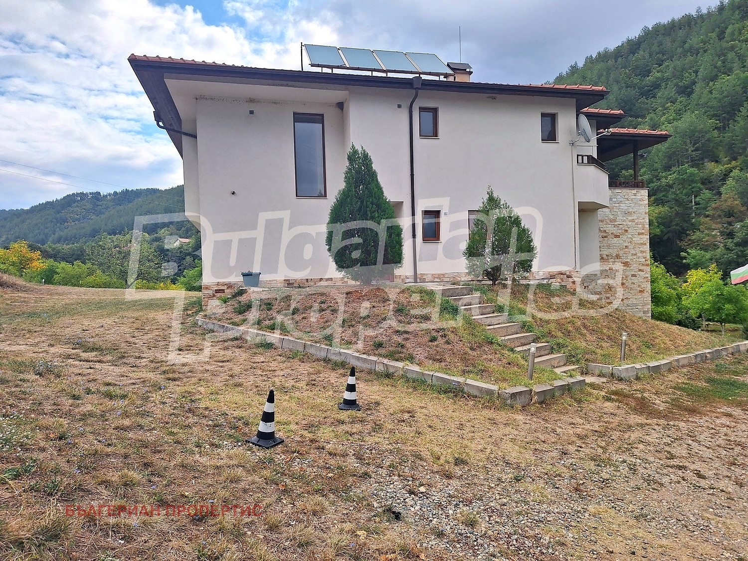 Продава КЪЩА, с. Градево, област Благоевград, снимка 10 - Къщи - 54337538