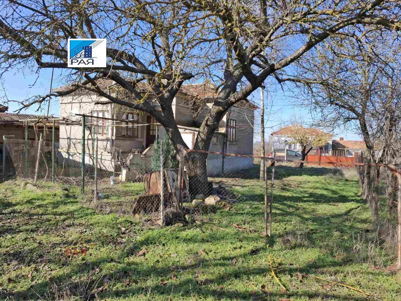 Продава КЪЩА в област Добрич, с. Миладиновци - 90 кв.м / 31 950 € » 62 488.77 лв., РАЯ