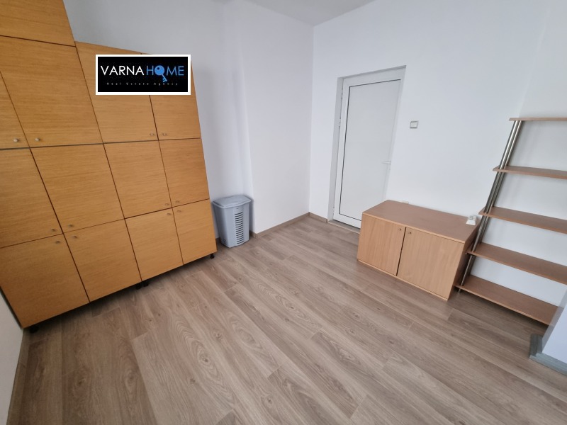 Продава 3-СТАЕН, гр. Варна, Колхозен пазар, снимка 3 - Aпартаменти - 48642646