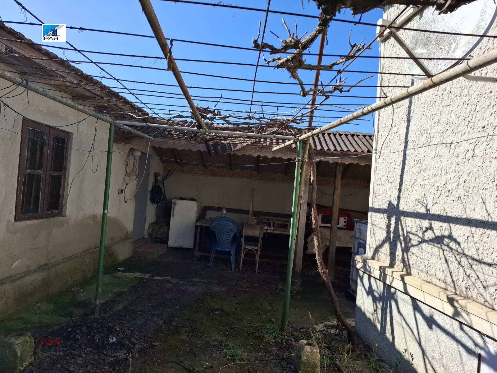 Продава КЪЩА, с. Миладиновци, област Добрич, снимка 11 - Къщи - 53771873