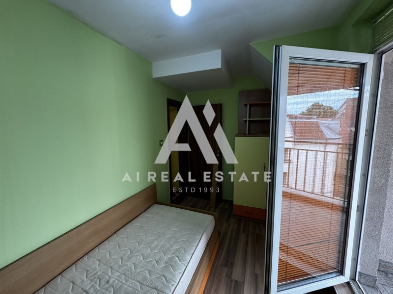 Na sprzedaż  2 sypialnie Plewen , Szirok centar , 86 mkw | 50994216 - obraz [13]