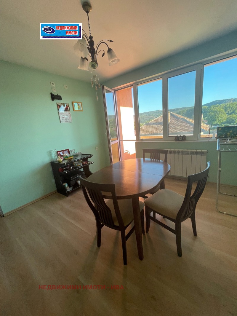 Продава  Етаж от къща област Велико Търново , с. Първомайци , 220 кв.м | 95855346 - изображение [4]