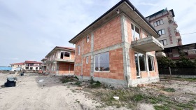 Hus Pomorie, region Burgas 2