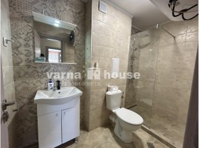 1 chambre Vazrajdane 1, Varna 14