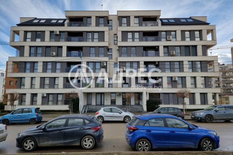 À venda  Mais de 3 quartos Sofia , Studentski grad , 126 m² | 39313707