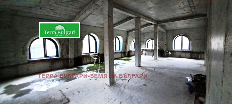 Продава ОФИС, гр. Перник, Център, снимка 11 - Офиси - 48031696