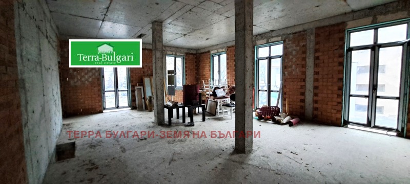 Продава ОФИС, гр. Перник, Център, снимка 8 - Офиси - 48031696