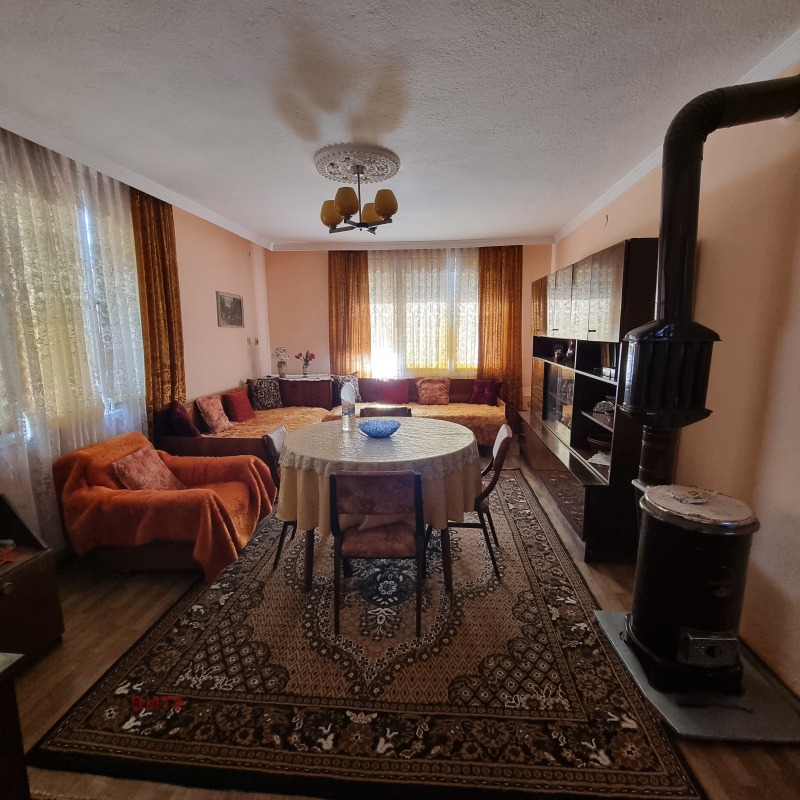 De vânzare  Casa regiunea Plovdiv , Pârvomai , 85 mp | 37659117