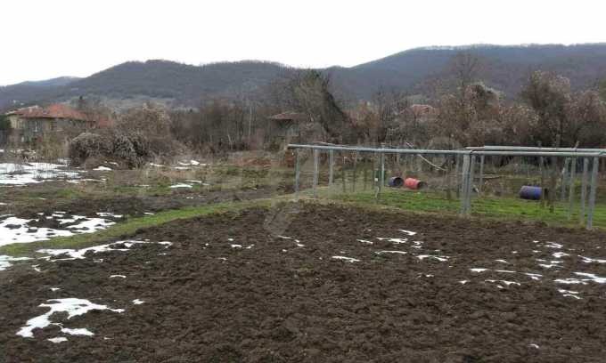 Продава КЪЩА, гр. Севлиево, област Габрово, снимка 2 - Къщи - 52411177