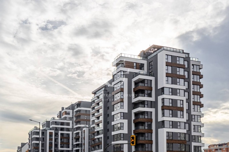 Na sprzedaż  3+ sypialni Sofia , Witosza , 531 mkw | 26616808