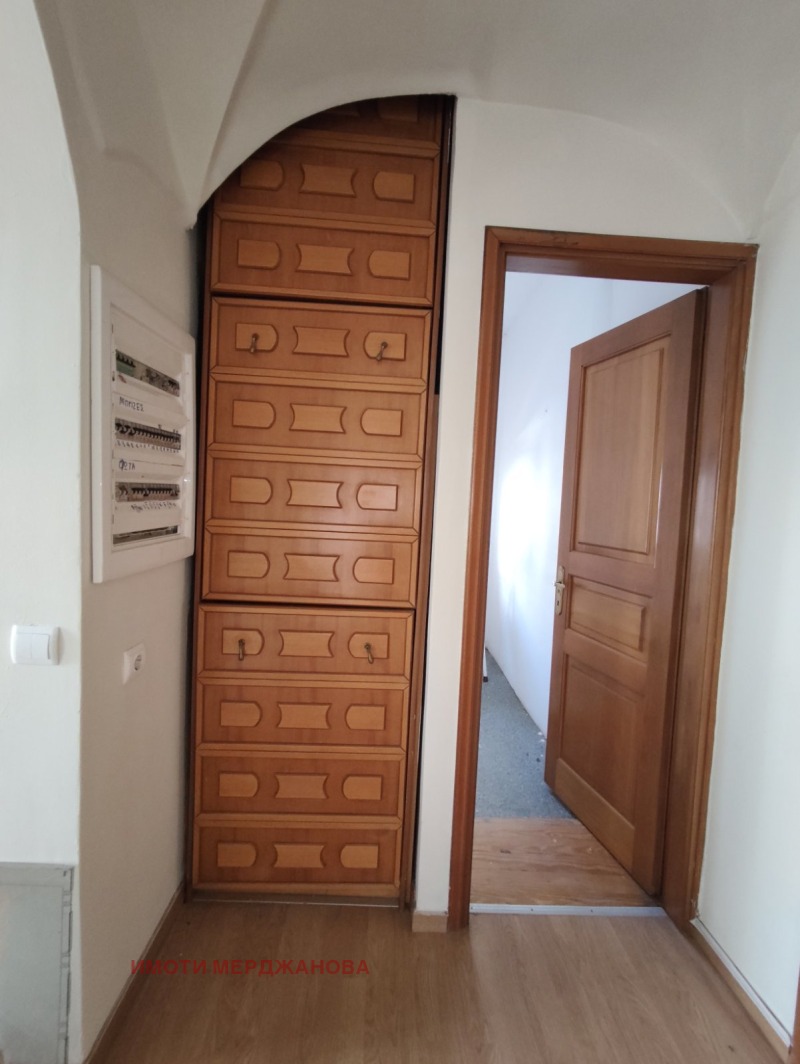 Продава МНОГОСТАЕН, Извън страната, област Извън страната, снимка 13 - Апартаменти - 51921916