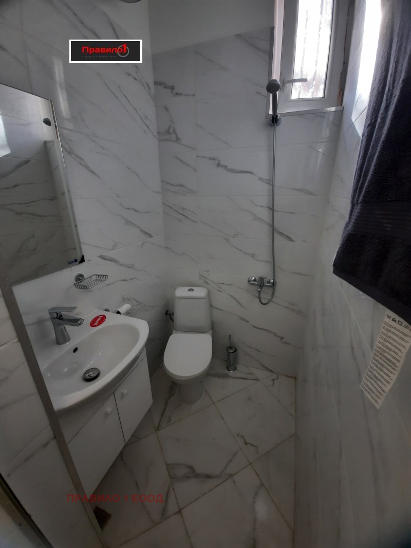 Продава ЕТАЖ ОТ КЪЩА, гр. Пловдив, Център, снимка 13 - Етаж от къща - 52412978