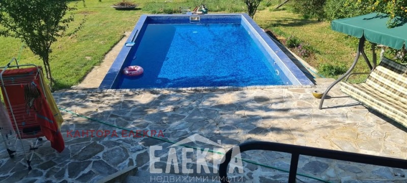 Продава КЪЩА, с. Юнец, област Варна, снимка 8 - Къщи - 52409634