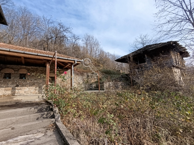 Продава КЪЩА, гр. Трявна, област Габрово, снимка 12 - Къщи - 52661393