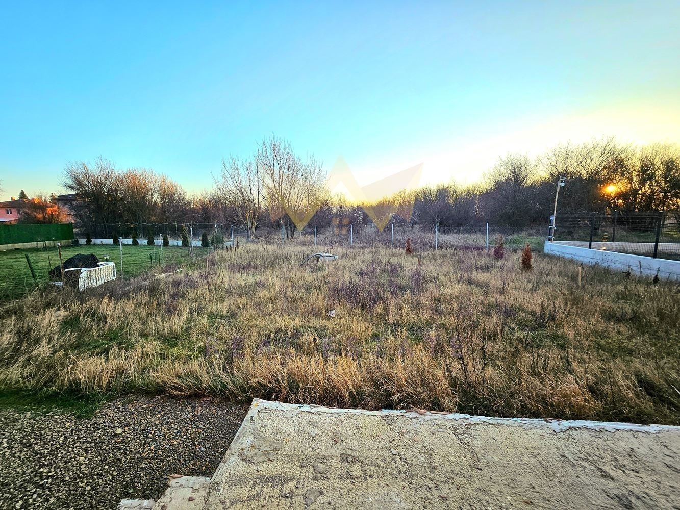 Продава КЪЩА, гр. София, с. Житен, снимка 16 - Къщи - 53708399