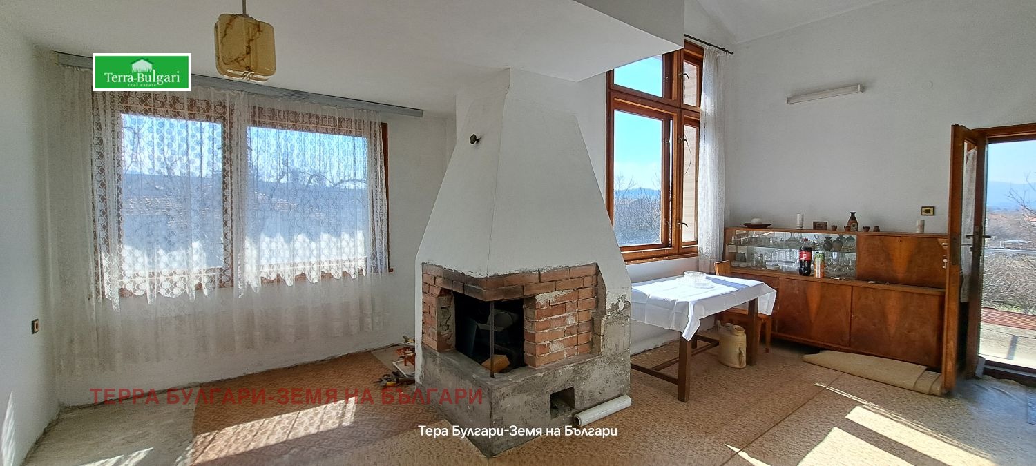 Продава КЪЩА, с. Драгичево, област Перник, снимка 2 - Къщи - 53740321