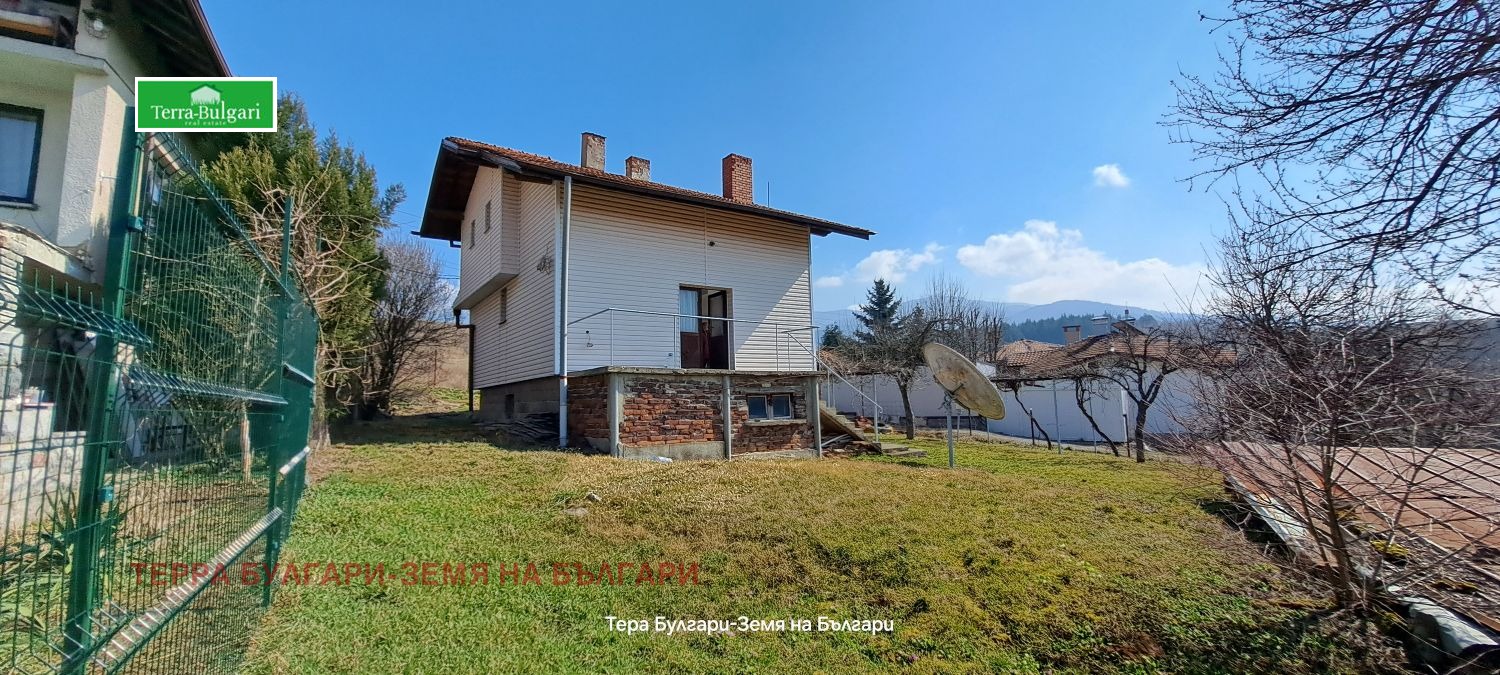 Продава КЪЩА, с. Драгичево, област Перник, снимка 10 - Къщи - 53740321