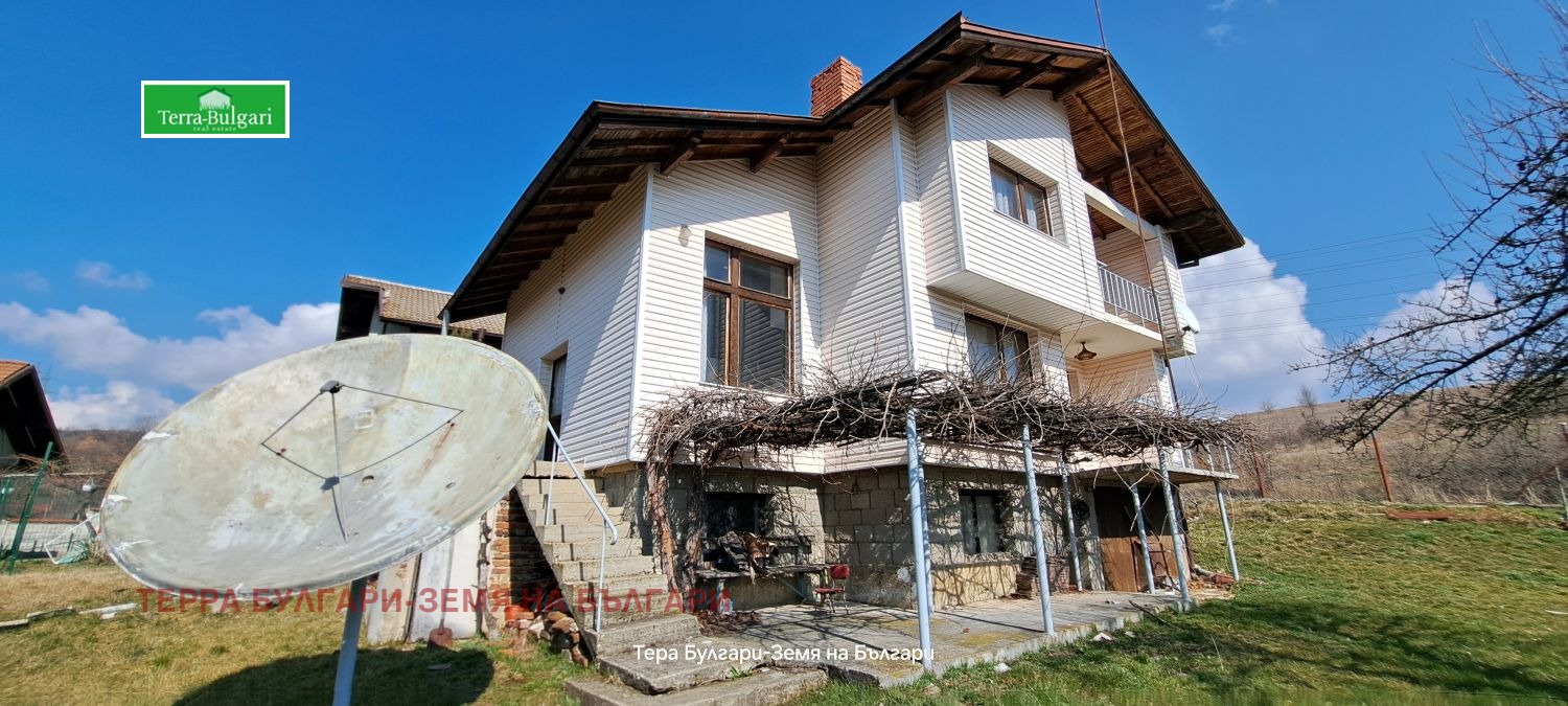 Продава КЪЩА, с. Драгичево, област Перник, снимка 12 - Къщи - 53740321