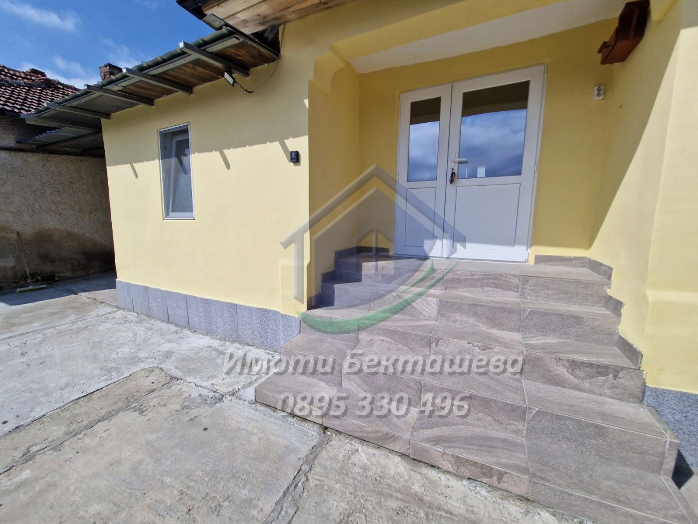 Продава КЪЩА, с. Сандрово, област Русе, снимка 2 - Къщи - 53857420