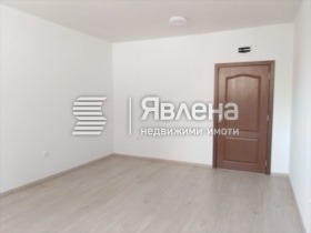 Продажба на офиси в град Благоевград - изображение 2 