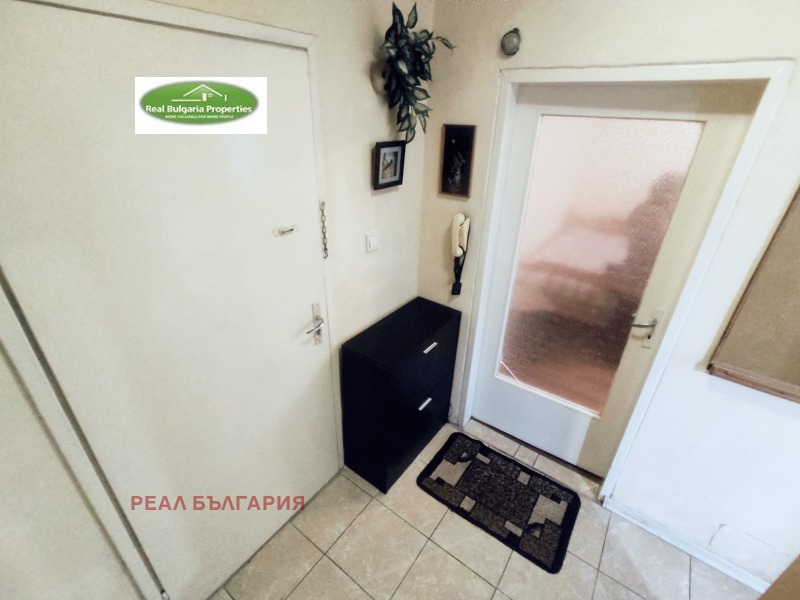 Продава 1-СТАЕН, гр. Русе, Широк център, снимка 16 - Апартаменти - 53323943