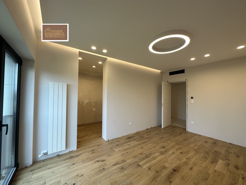 Продава  3-стаен град София , Красно село , 140 кв.м | 54322990