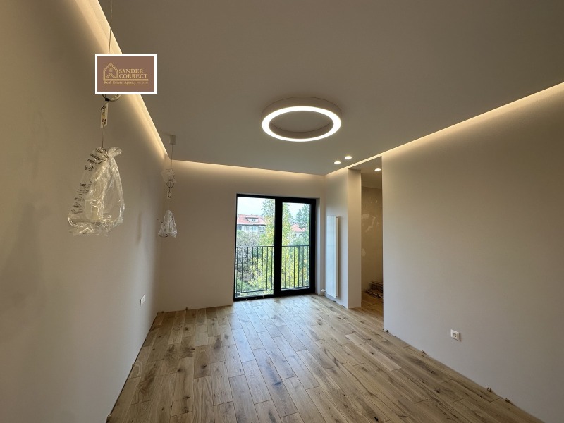 Продава  3-стаен град София , Красно село , 140 кв.м | 54322990 - изображение [8]