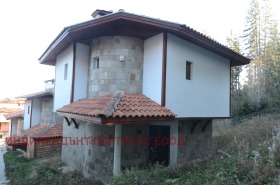 Hus k.k. Pamporovo, region Smolyan 1