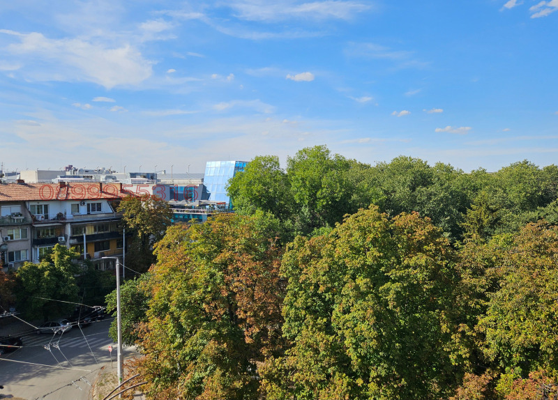 Продава 2-СТАЕН, гр. Плевен, Идеален център, снимка 2 - Апартаменти - 52784075