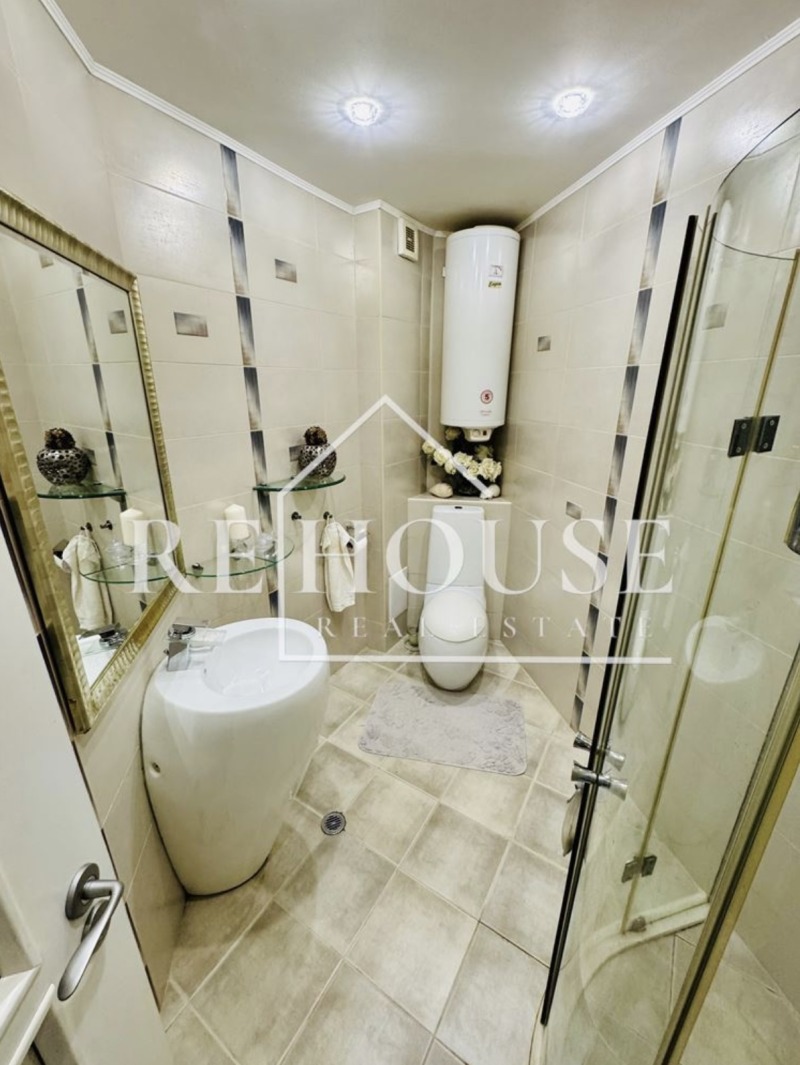 En venta  1 dormitorio Varna , k.k. Sv.Sv. Konstantin i Elena , 84 metros cuadrados | 88430371 - imagen [10]