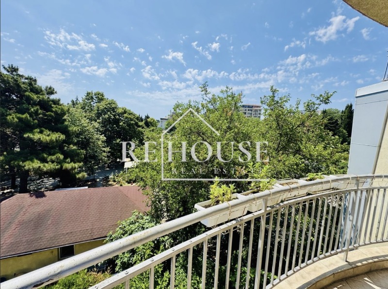 En venta  1 dormitorio Varna , k.k. Sv.Sv. Konstantin i Elena , 84 metros cuadrados | 88430371 - imagen [11]