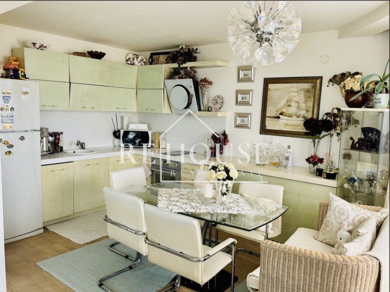 En venta  1 dormitorio Varna , k.k. Sv.Sv. Konstantin i Elena , 84 metros cuadrados | 88430371 - imagen [3]