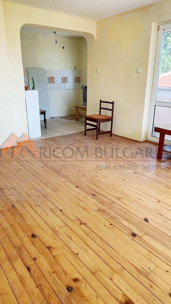 Te koop  2 slaapkamers Varna , Vinitsa , 130 m² | 15077320