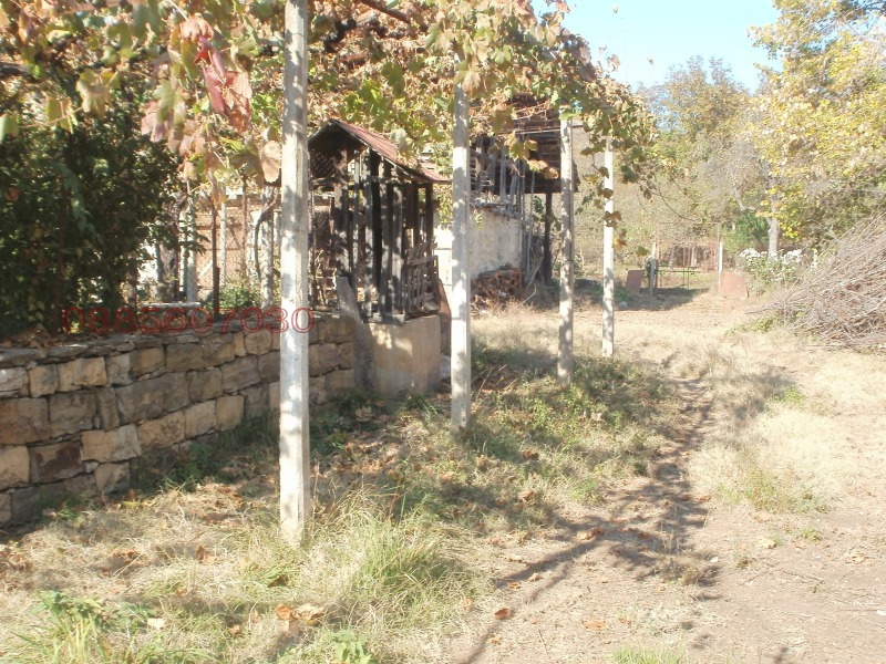 Продава КЪЩА, с. Хлевене, област Ловеч, снимка 4 - Къщи - 52785737