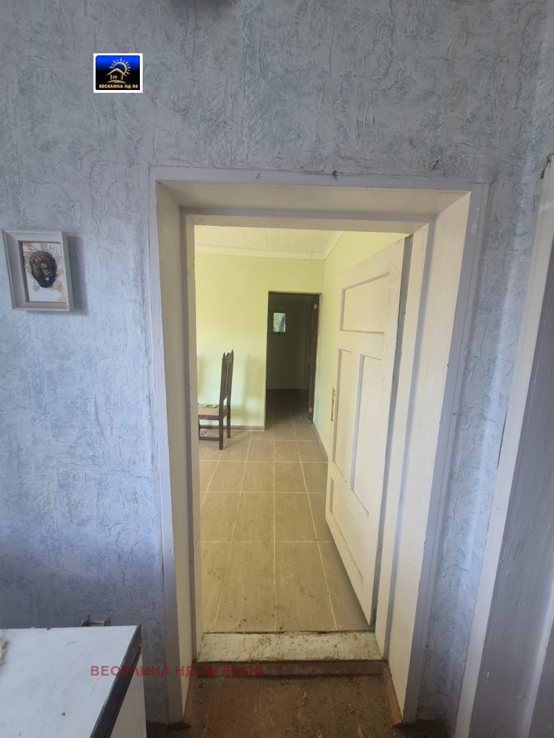 Продава КЪЩА, с. Владимирово, област Добрич, снимка 11 - Къщи - 52520608