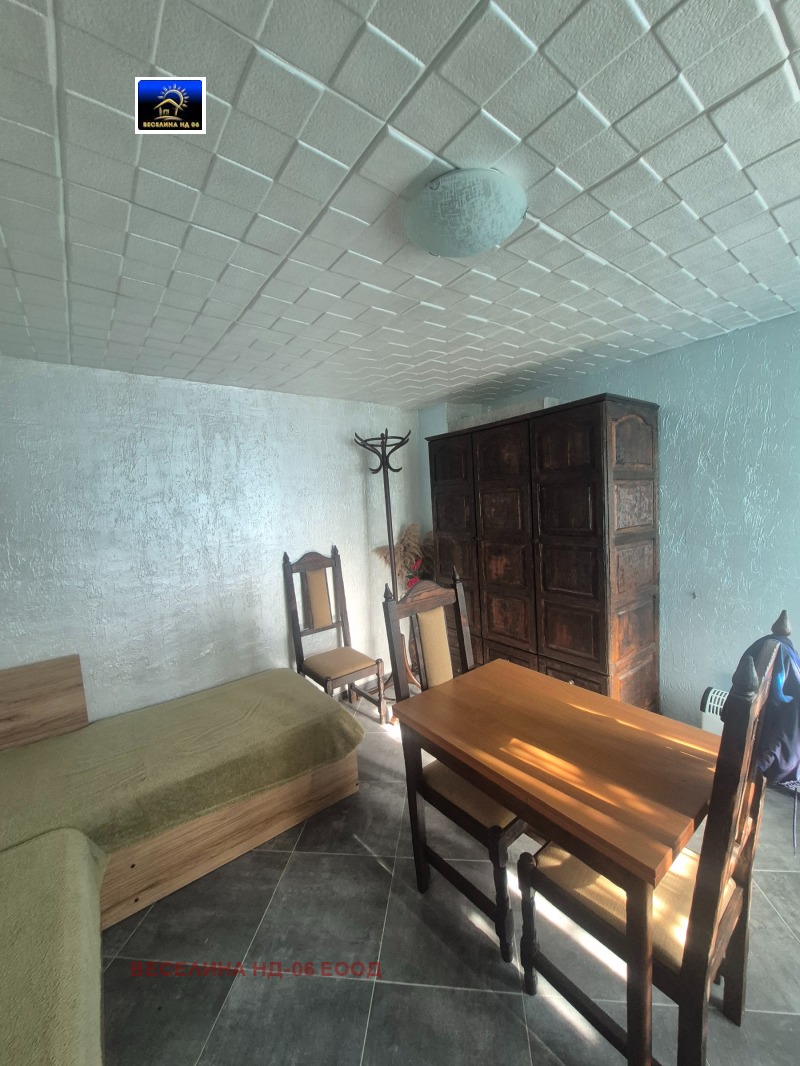 Продава КЪЩА, с. Владимирово, област Добрич, снимка 4 - Къщи - 52520608