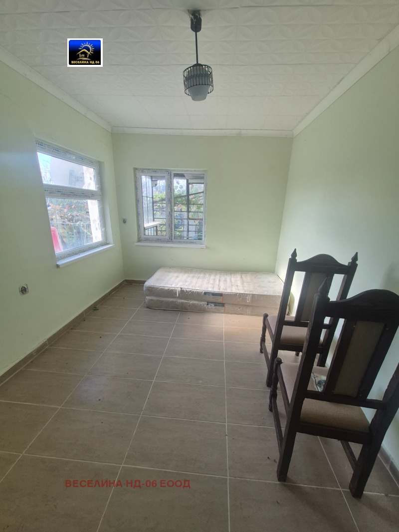 Продава КЪЩА, с. Владимирово, област Добрич, снимка 10 - Къщи - 52520608