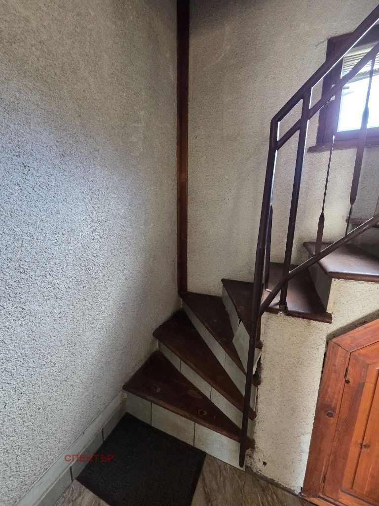 Продава КЪЩА, гр. Перник, Център, снимка 14 - Къщи - 53521158