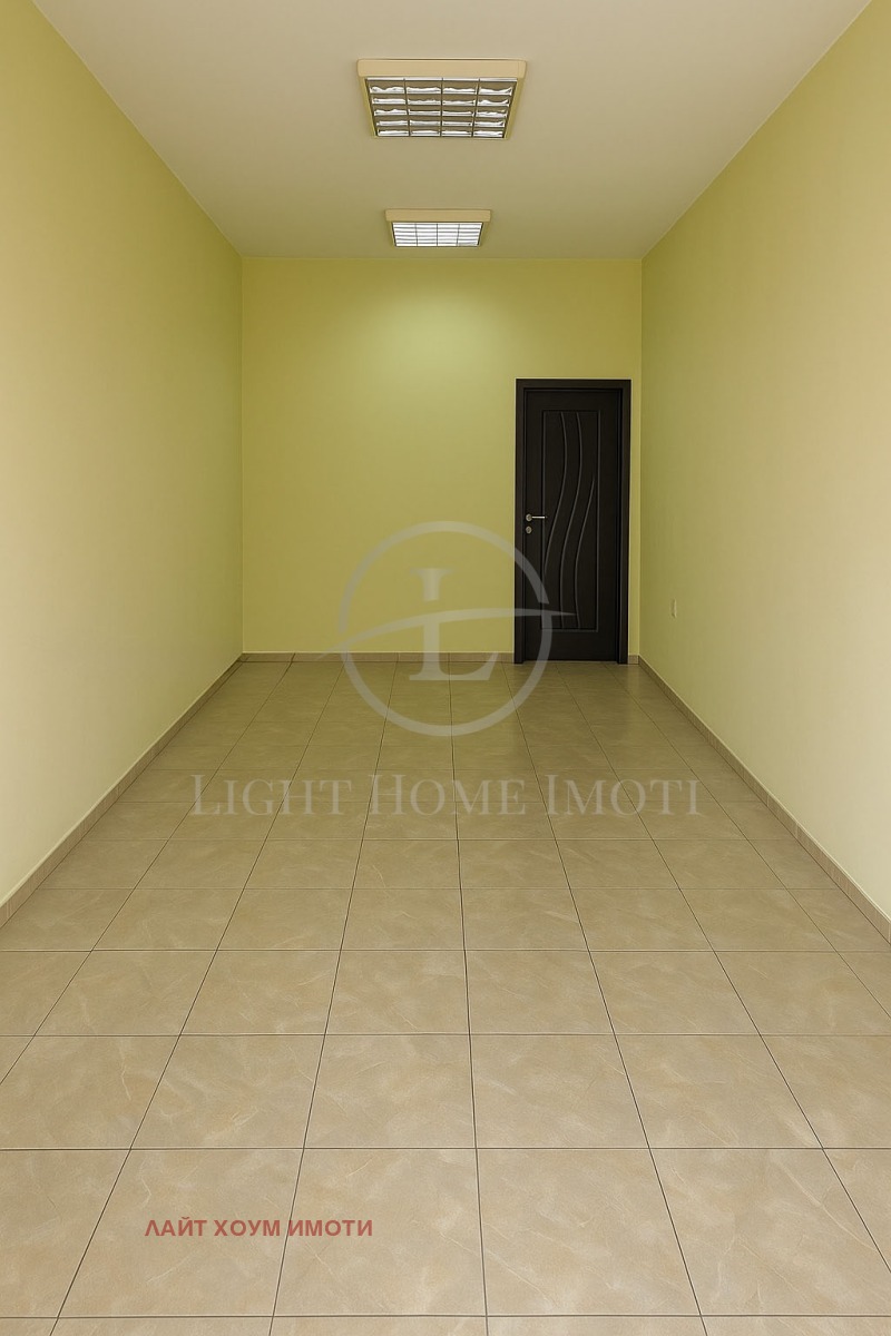 Te koop  Winkel Plovdiv , Kjutsjuk Parizj , 30 m² | 78448216