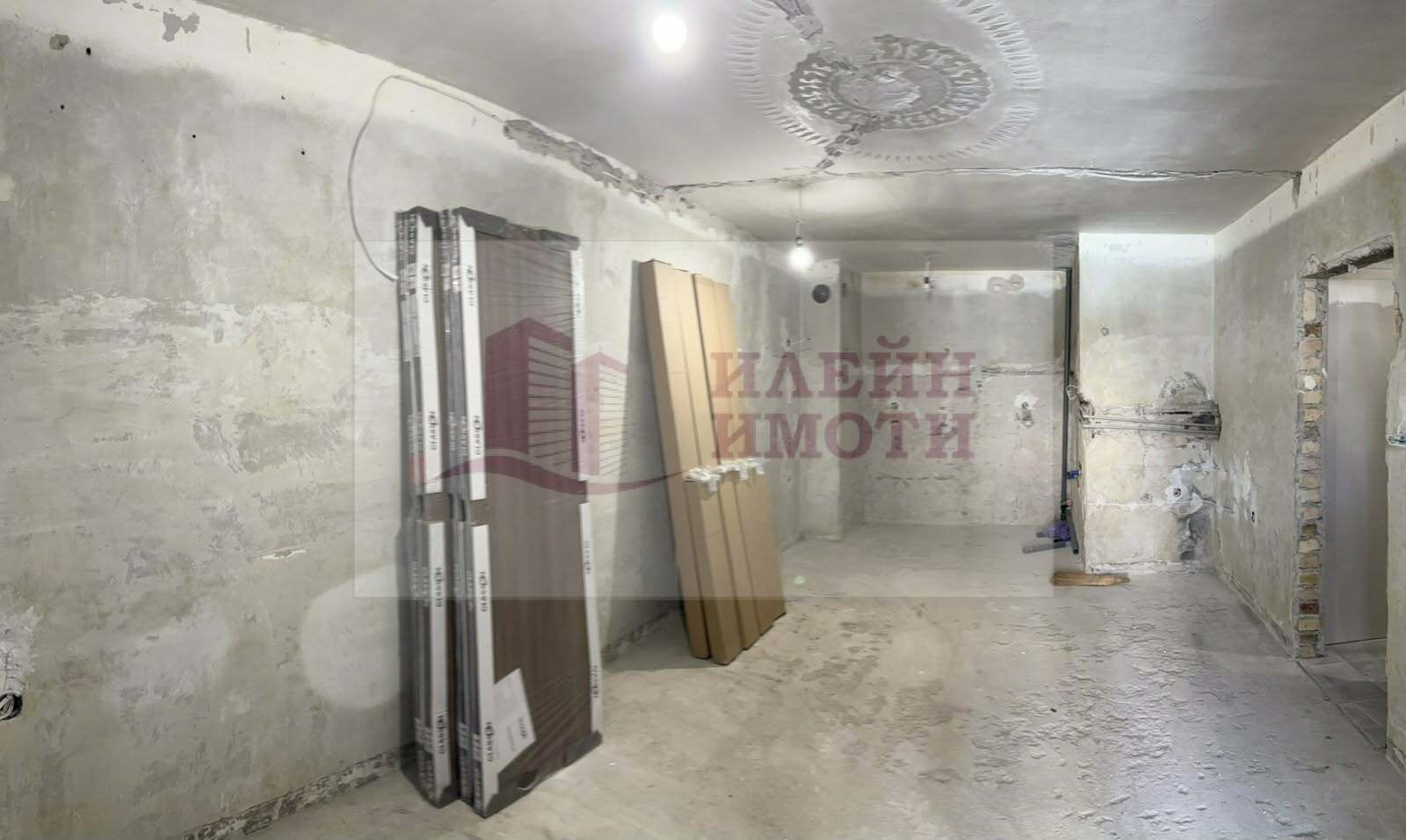 Продава 2-СТАЕН, гр. Русе, Център, снимка 3 - Апартаменти - 54422714